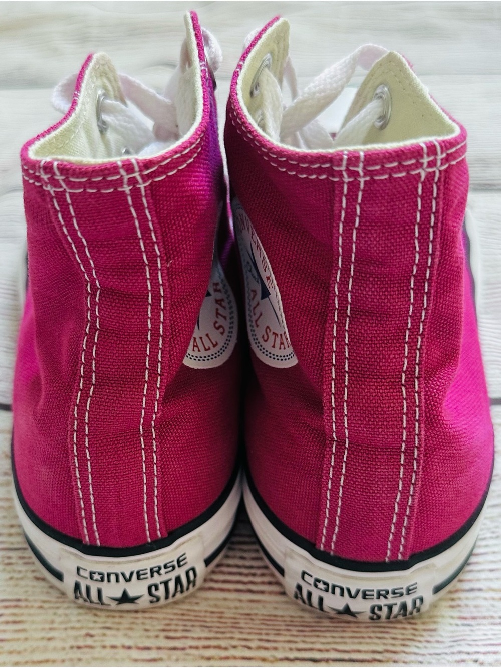 Converse Chuck Taylor All Star High Top Fuchsia Pink Sneakers Ladies Sz 7 - Picture 4 of 7
